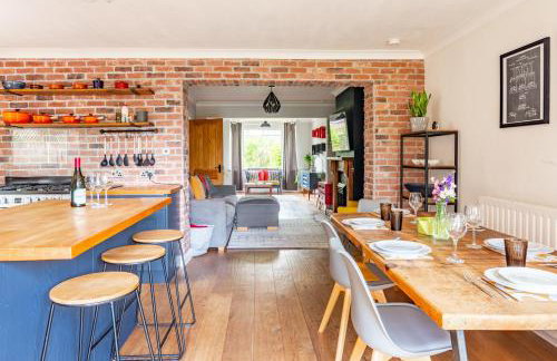 Swift Host - 3 Bed - Outskirts of Norwich - Parking - Garden - Foto 19