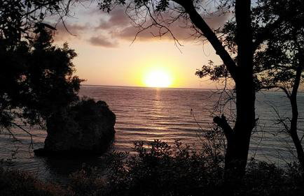 Kamari Beach guest house - Photo 12