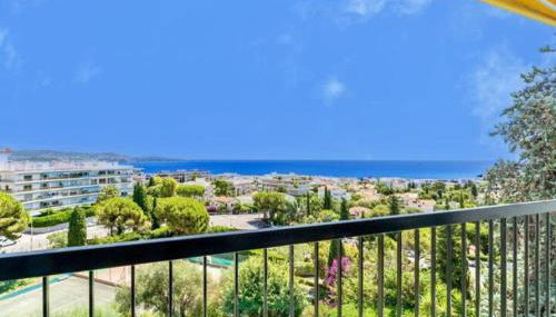Magnificent 3 Rooms-Sea View-Terrace-Pool - Photo 5