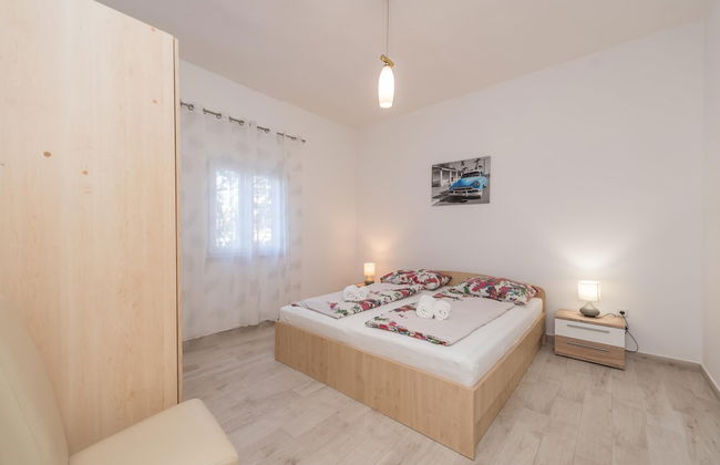 Family Friendly Pool House Ana - Foto 7