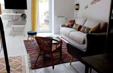 Coup de Coeur sur le Port de ST GOUSTAN, Trés Bel Appartement avec Terrasse - Foto 10