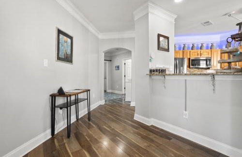 Luxury Condo in Gulfport - Photo 5