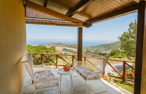 Calàmi - Villa Romeo - Private Apartments with Pool, Seaview & Olive Grove - Foto 59