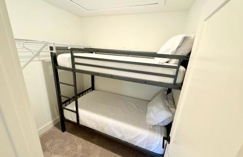 Near Broadway & Opry 3BR Game Room Sleeps 10 - Foto 60