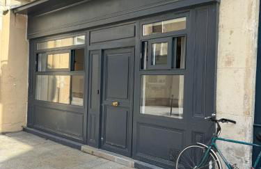 Ancien Atelier Parisien Grand 2 pièces - Foto 1