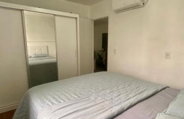 Apê aconchegante e climatizado - Villa Kennidy - Foto 8