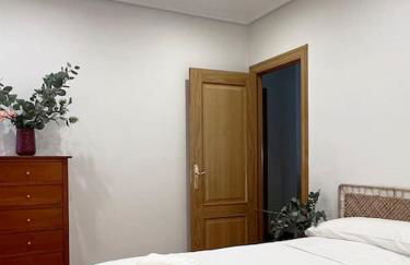 AtuaireHome Rozando la Catedral La Vega con Parking Incluido - Foto 10