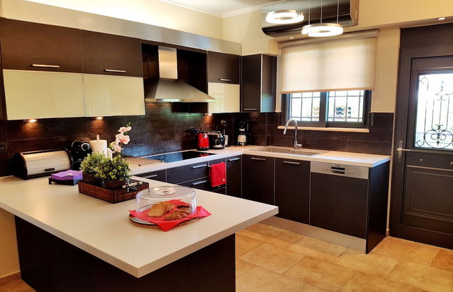 Villa Carlos - Photo 8