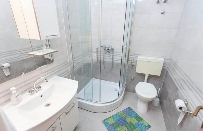 Summerheaven Apartments - Photo 41