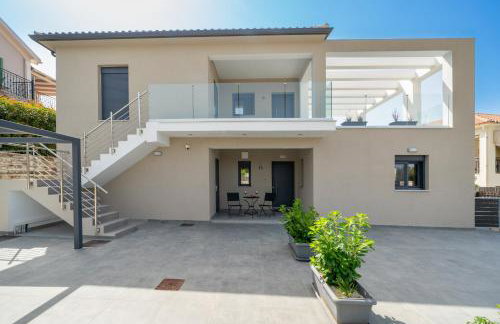 Legantes Luxury Apartments with shared pool - Foto 24