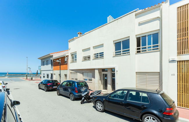 Aguda Beach Apartment - Photo 35