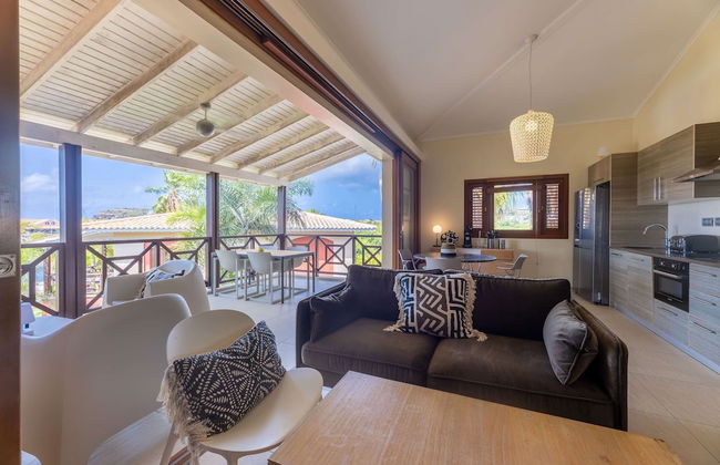 Tropical Escape With Pool and Ocean Views - Photo 9