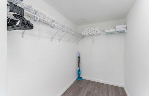 Spacious and bright in the heart of Brickell - Foto 14