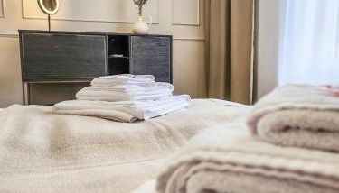 GELI Homes L1 - 2x Zimmer, 2x Kingsize Bett, 1 bis 4 Personen, Parkplatz, TV, Wifi, top Küche, Kaffee, Tee - Foto 2