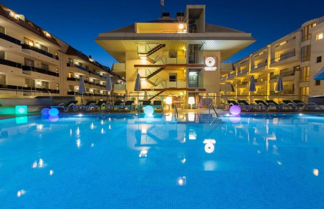 Odissea Park Aparthotel - Photo 2