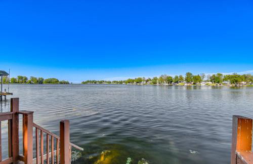 Charming Wolcott Cottage with Fire Pit and Mini Dock - Foto 36