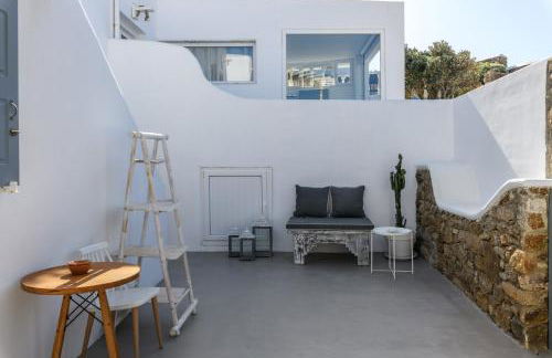 Mykonos Supreme Comfort Suites & Villas - Photo 106