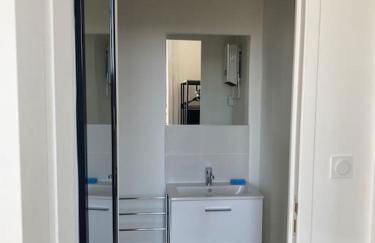 Bel appartement T1 30m2 centre historique Aubagne - Foto 12