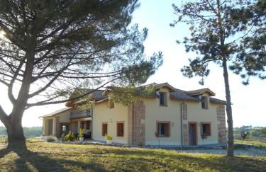 Gîtes Dans une Maison d'hôtes "Lieu Dit Cruzel" - Foto 1