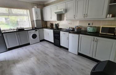 Mellte Avenue - Waterfalls House - Photo 19