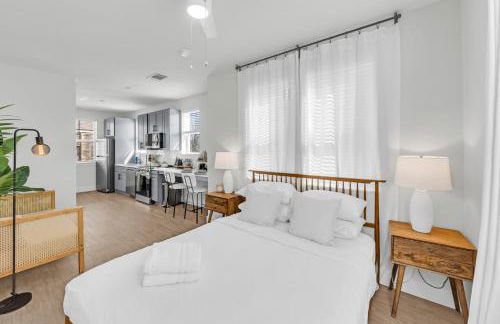 RG 2-1 DT Dallas l FIFA WORLD CUP READY l 5 Min from Love Field - Foto 1