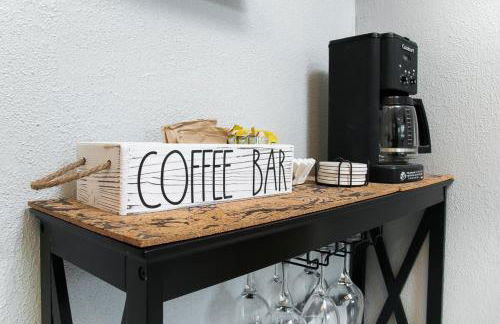 Farmhouse and Charming Place - Photo 5