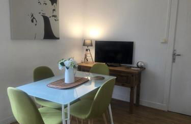 Number 22 - Le Dorat - Apartment 4 with garden & free parking - Foto 4