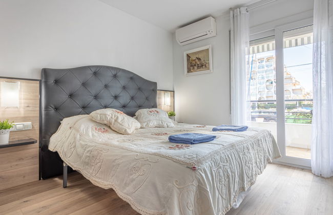 2 bedroom Apartment in Castelló d'Empúries - Photo 5