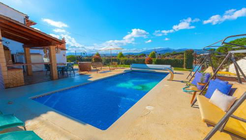 Catalunya Casas Beautiful villa just 25 km from the beach of Lloret de Mar - Foto 1