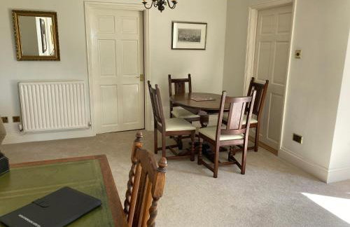 Exclusive 2 Bedroom Apartment with Summer House and Hot Tub - Foto 7