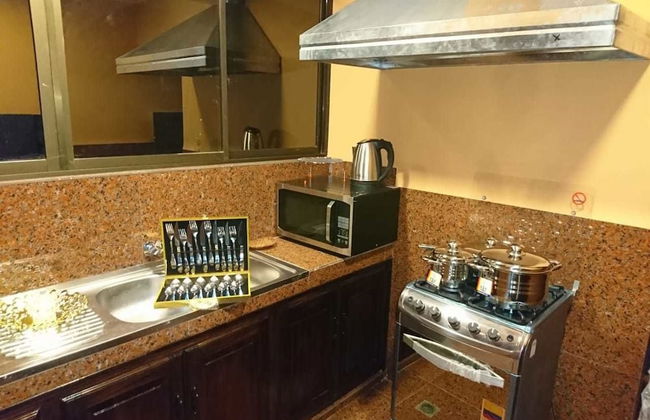 Madre Nuestra - Photo 14