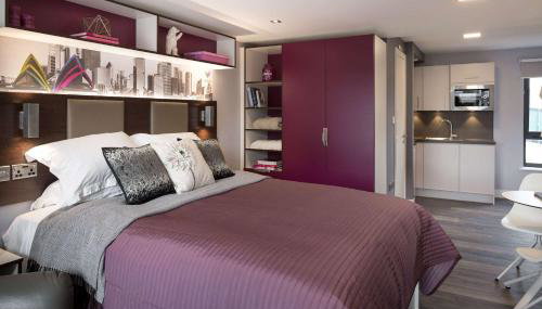 Practical Studio For 2 In Leeds, Free Breakfast - Foto 5, wardrobe