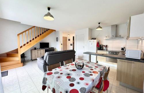 Joli duplex plein bourg - 4km des plages - Photo 9