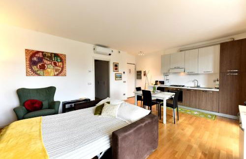 GuestHost - Casa Kikka luminoso bilo con balcone - Foto 9