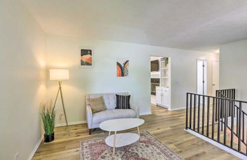 Modern Boho Gem Yard and 10 Mi to Baxter Arena - Foto 7