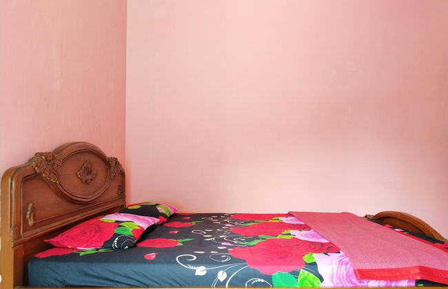 Villa Yustisia Curug 7 Cilember - Foto 5