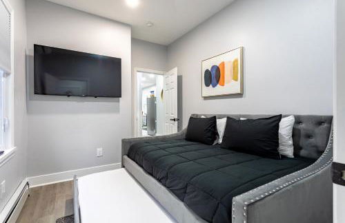 Modern Escape 3BR Apt with Parking - Foto 28