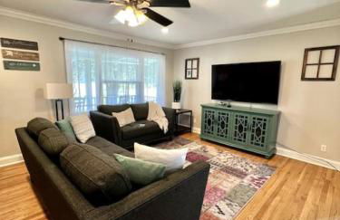 Talladega Nights to nearby Nascar ZMax CLT - Photo 8