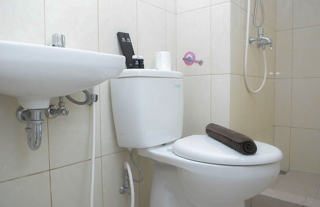 Modern 2BR Apartment @ Springlake Summarecon - Photo 13