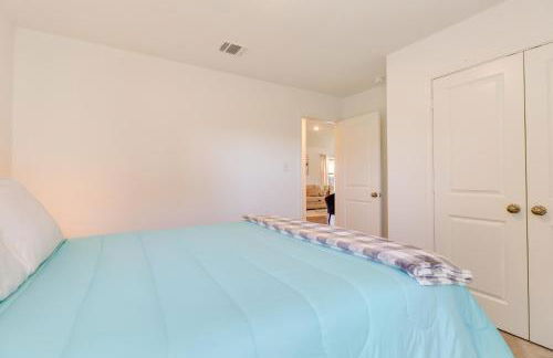 Hutto Getaway with Yard, 9 Mi to Lake Pflugerville! - Foto 16