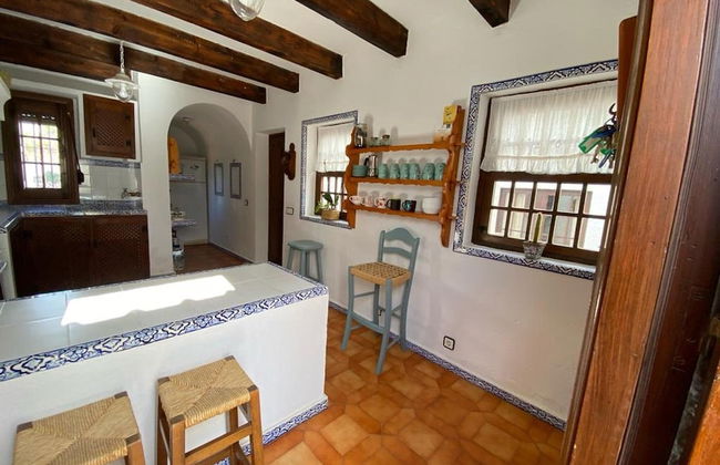 Spacious Holiday Home With Private Garden - Foto 34