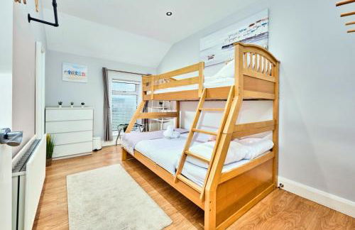 Portrush Apt with Stunning Sea Views- West Beach 5 - Foto 28