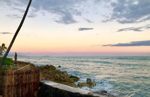 Oceanfront Stay w/ AC, BBQ, Washer/Dryer & Kitchen - Foto 10