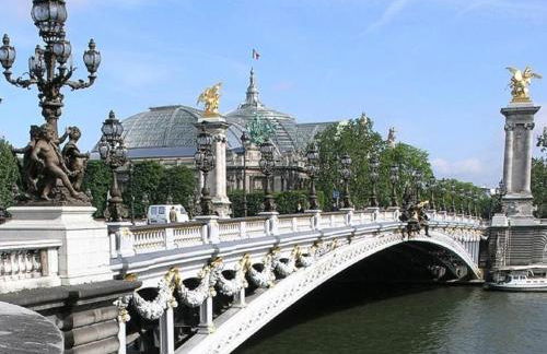 Special! 500m to Eiffel Tower: Duplex with terrace - Foto 26