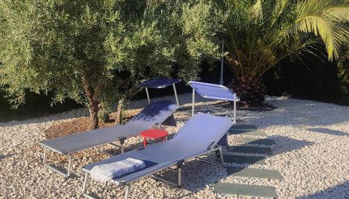 Villa 28 de julio Casa Rural con piscina en Granada - Foto 4, Garden