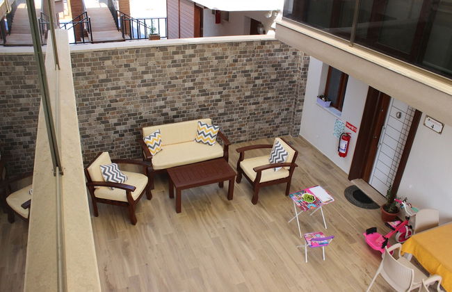 Iberia Villas - Photo 18