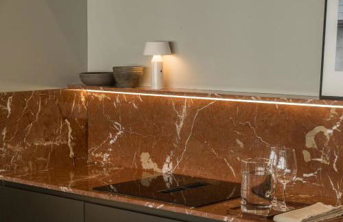 Edmond Vibes Almagro Suites - Photo 10