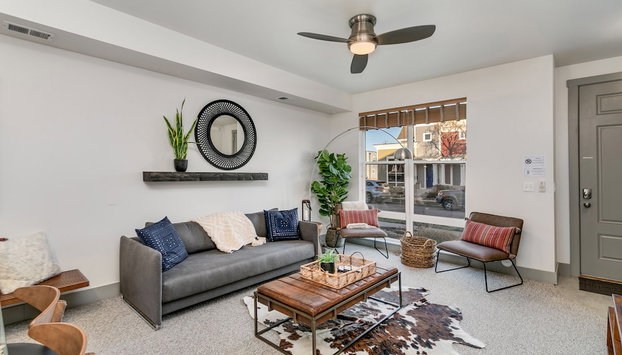 Old Town North Jewel! Near Breweries and River! - Foto 2, Profilbild