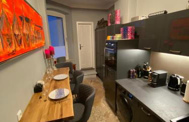 Altbaucharme Deluxe in zentraler Lage - Foto 2