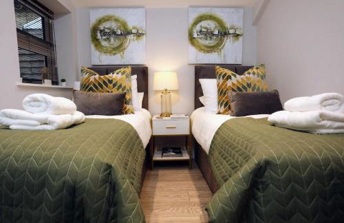 Aisiki Apartments at Stanhope Road, North Finchley, Airconditioned Multiple 2 or 3-Bedroom, Pet Friendly Duplex Flats, King or Twin Beds with Free WiFi - Foto 3